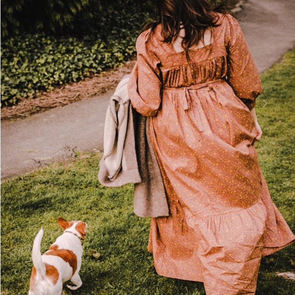 Meet your Posher, Emi